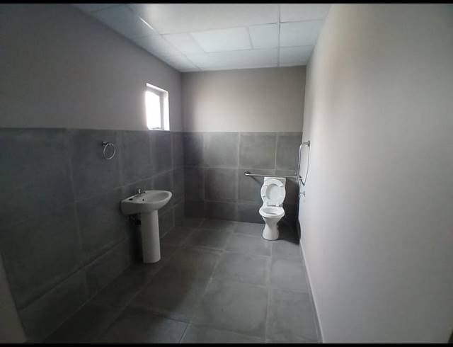 INDUSTRIAL PROPERTY TO RENT IN KNOPPIESLAAGTE